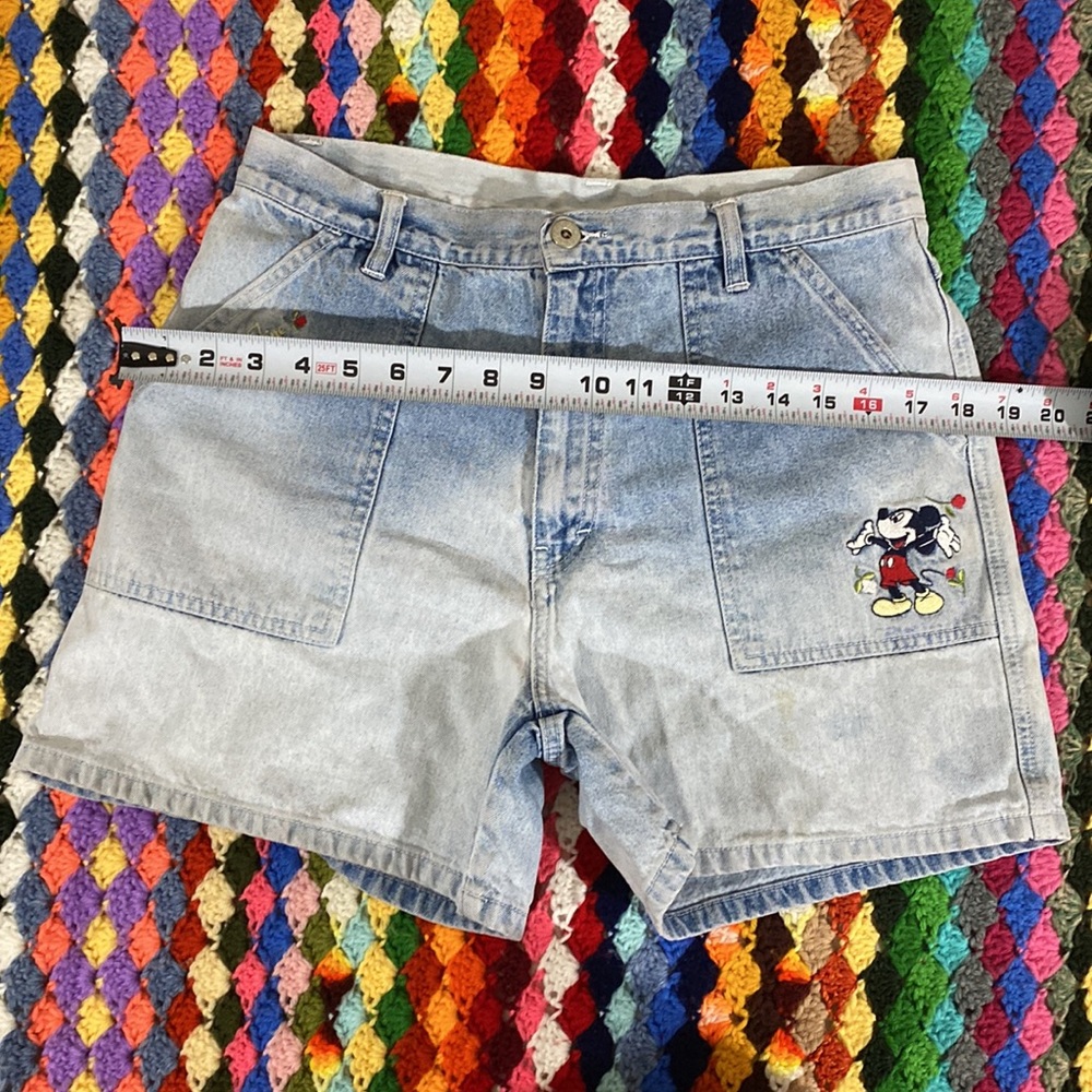 Vintage 90s Mickey Mouse Disney Light Wash Denim High Rise Mom Shorts Be… - Picture 11 of 16